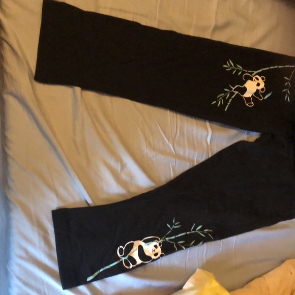 Capris - Picture 3 of 4